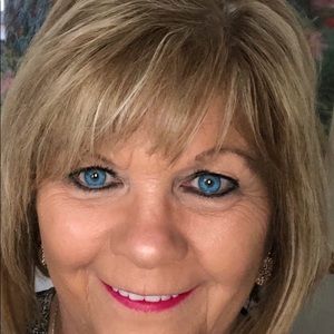 Meet your Posher, Cheryl